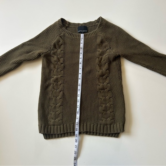 3/4 Sleeve Olive Green Cable Knit Sweater - Picture 5 of 9